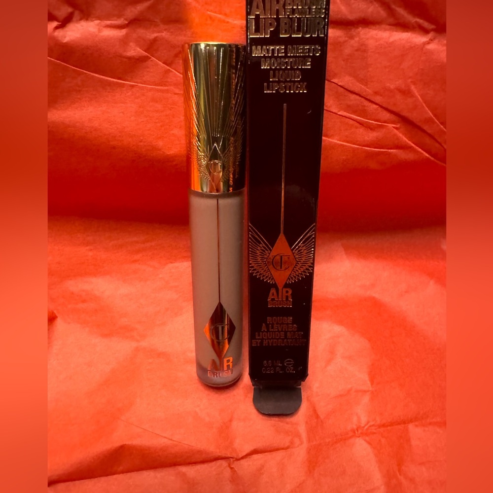 NIB Airbrush Flawless Finish Lip Blur Pillow Talk Medium Blur